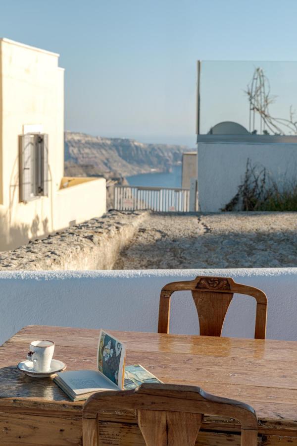 Crown Of Fira Villa Firostefani Exteriör bild