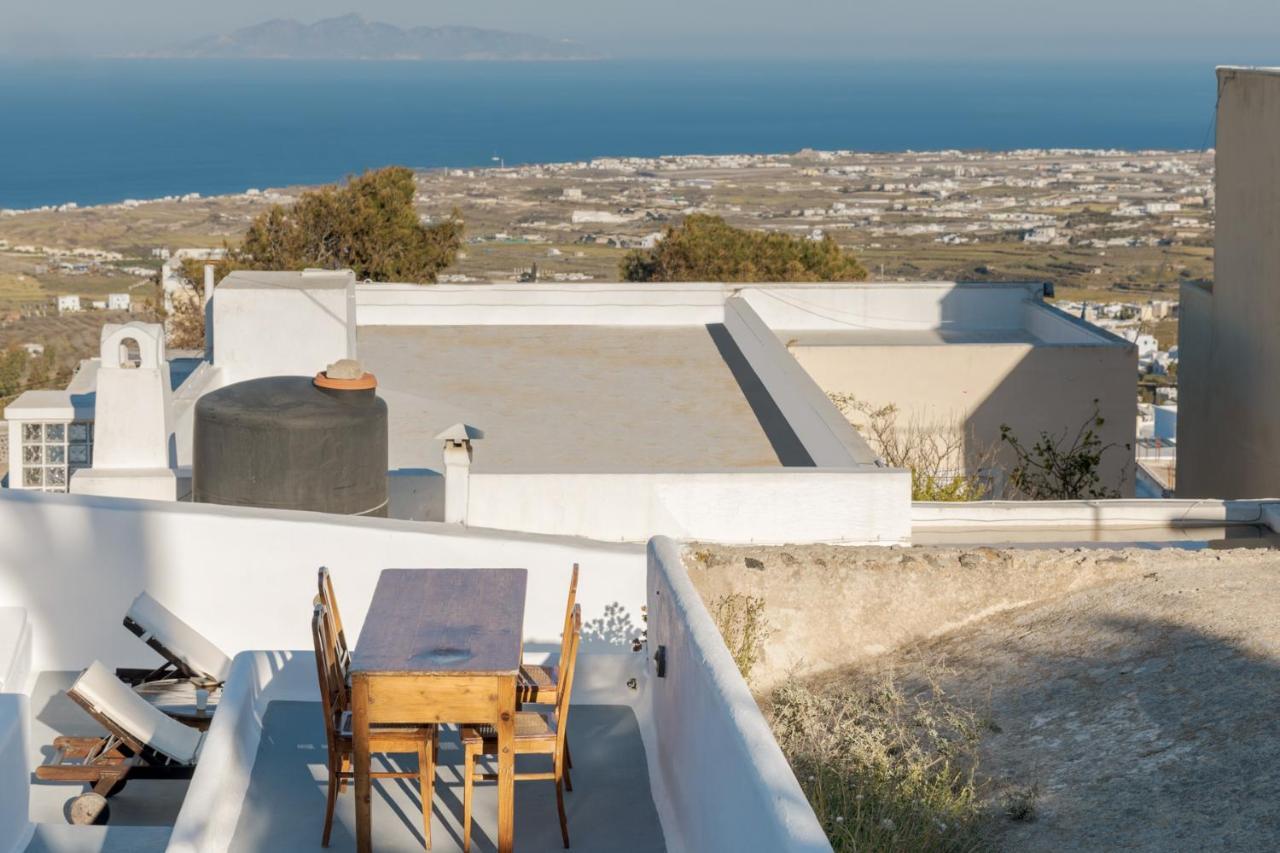 Crown Of Fira Villa Firostefani Exteriör bild